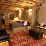Cappadocia Cave * أوروغوبْ